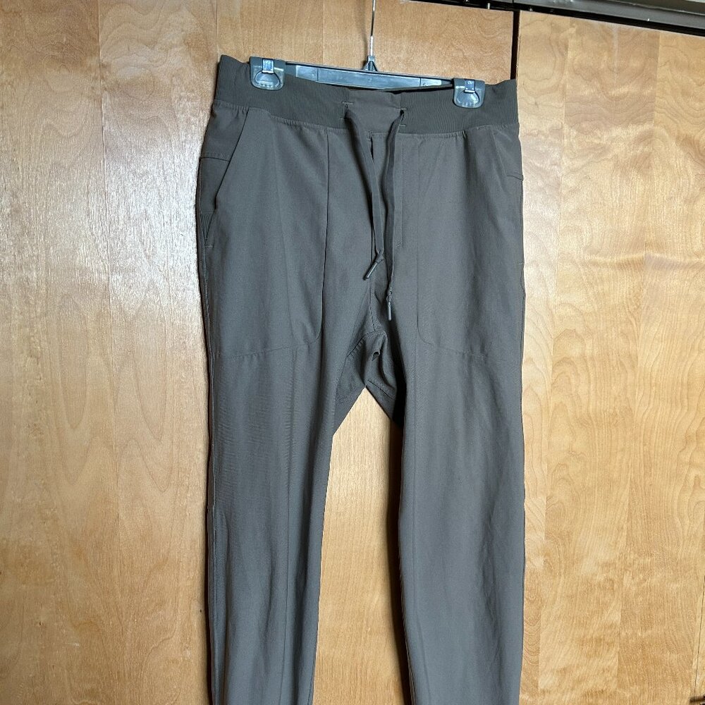Lululemon Men's Khaki ABC Joggers